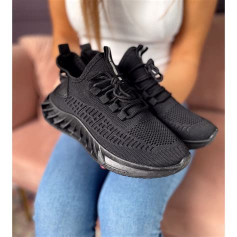 11 euro apavi